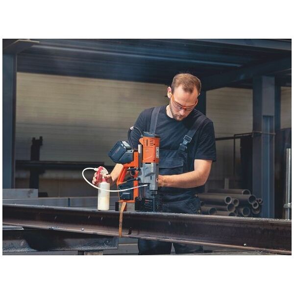 Perceuse universelle sans fil avec base magnétique pour forets à carottage jusqu'à 35 mm, AKBU 35 PMQ AS 